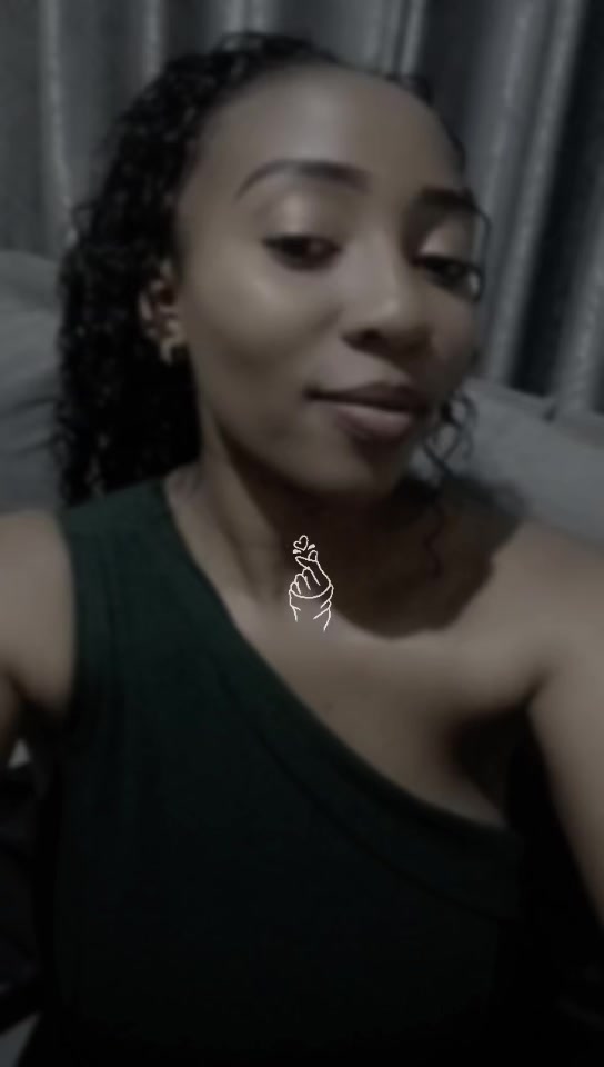 @njeri🦋
