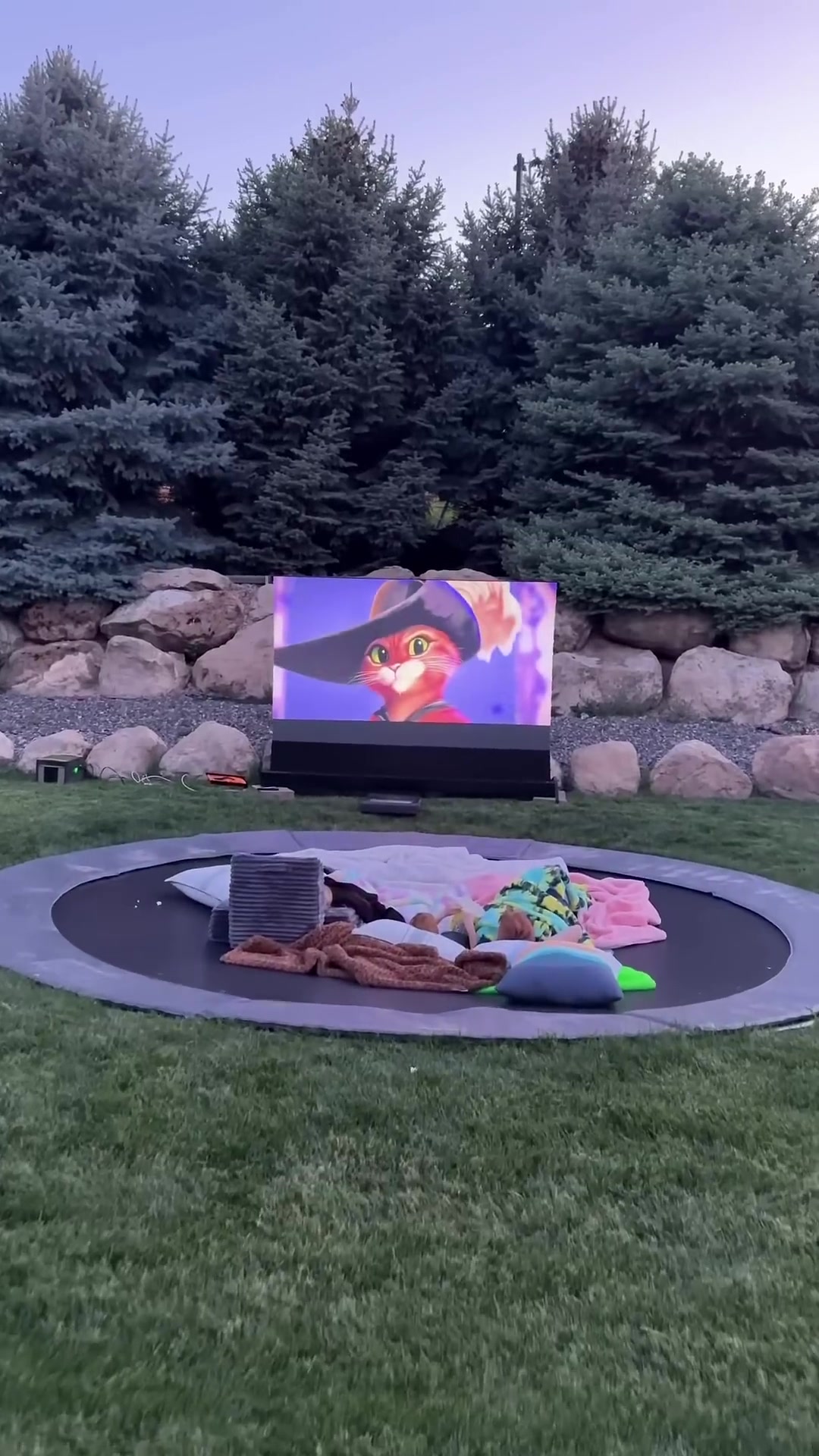 @Hidden home cinema idea