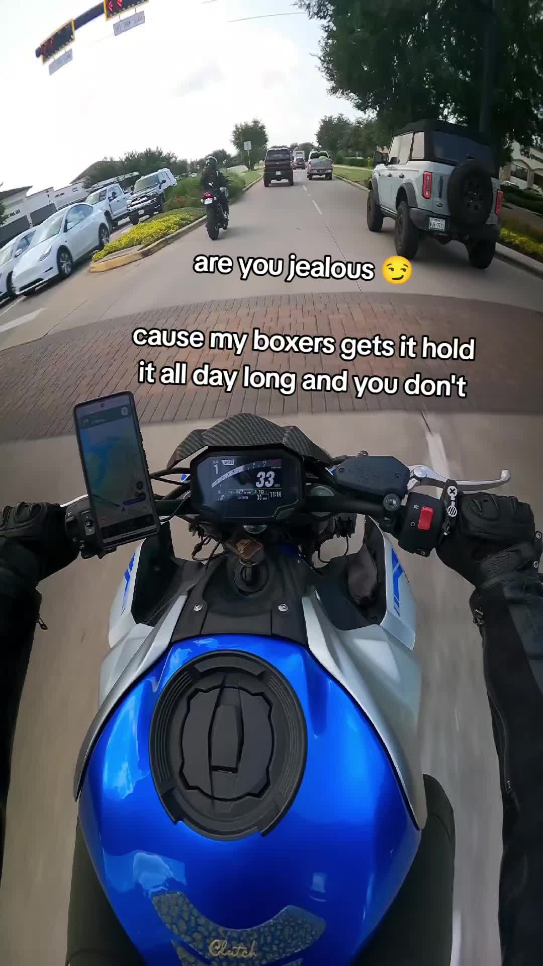 @Lakeshore Biker