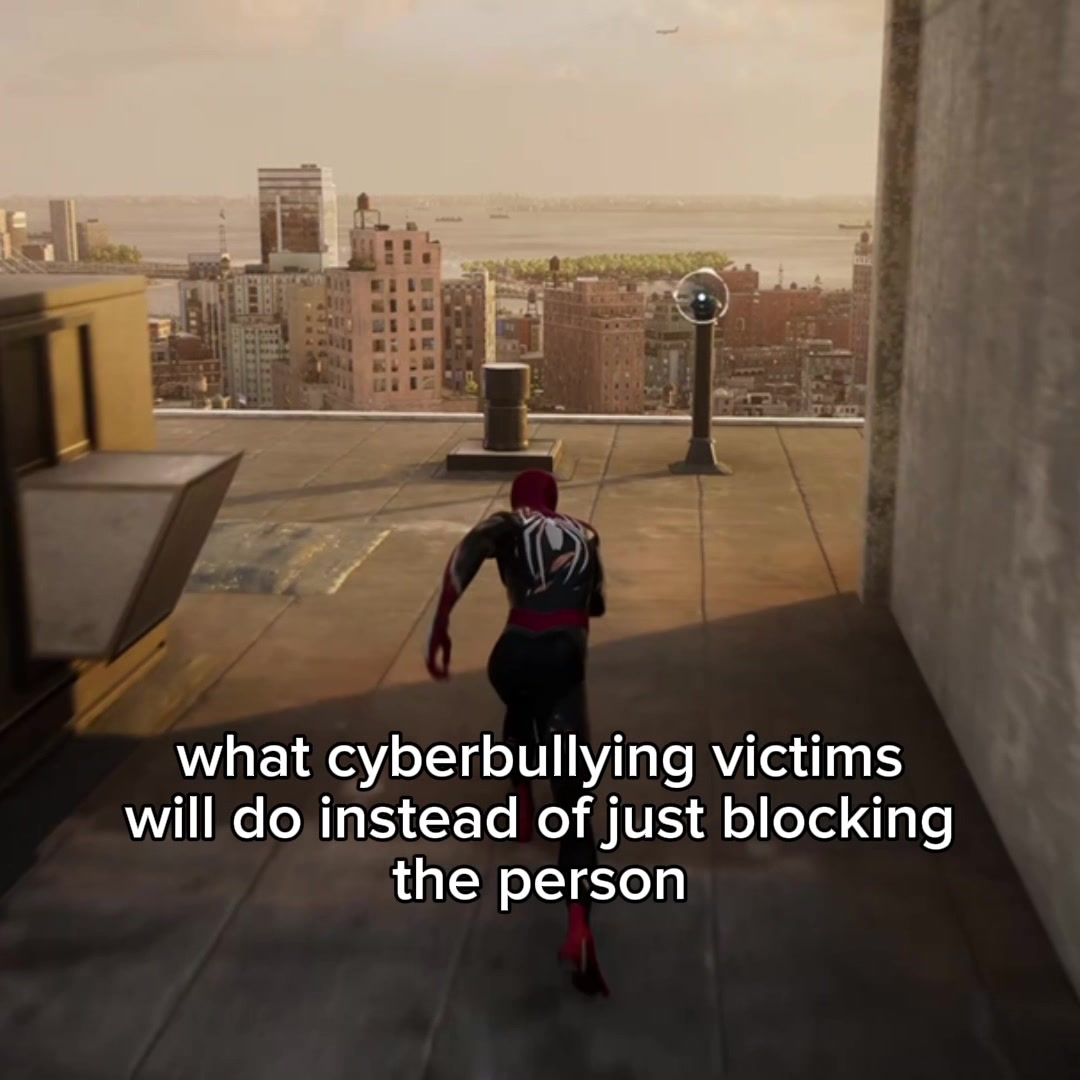 @•