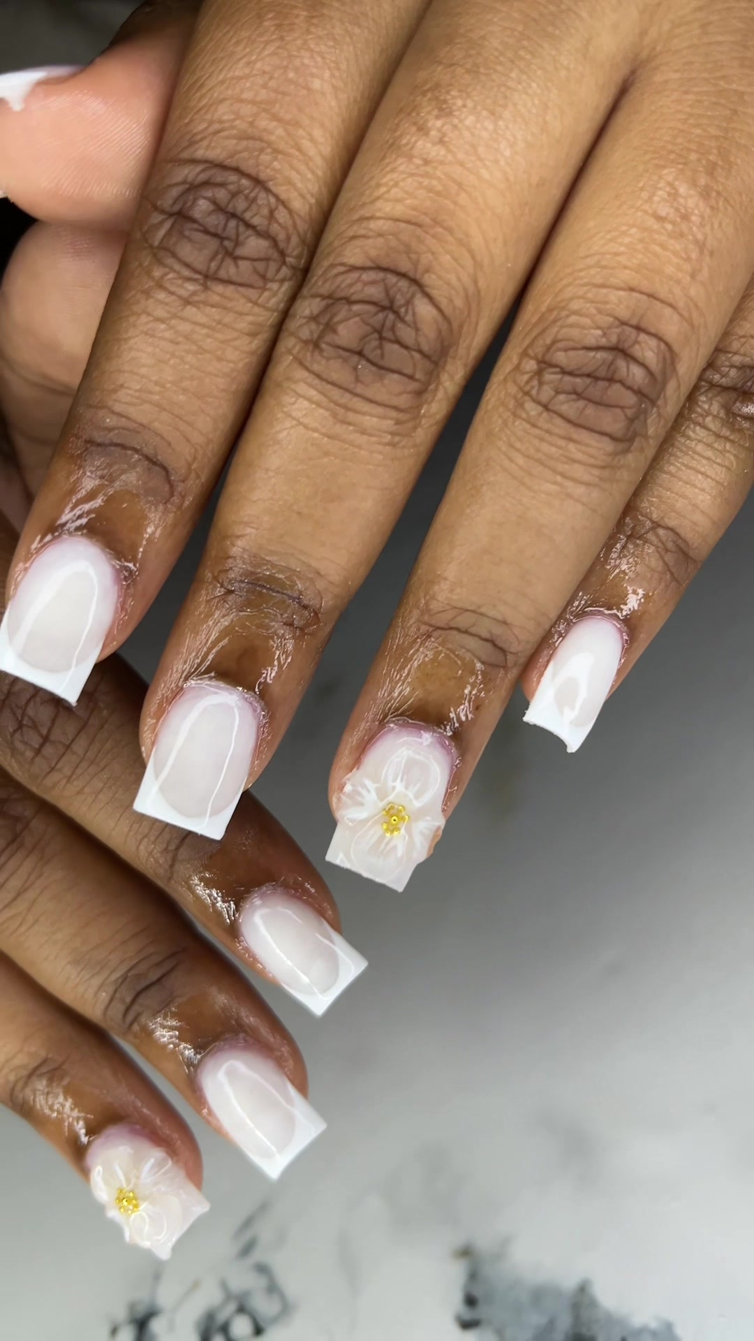 @minta_nails_