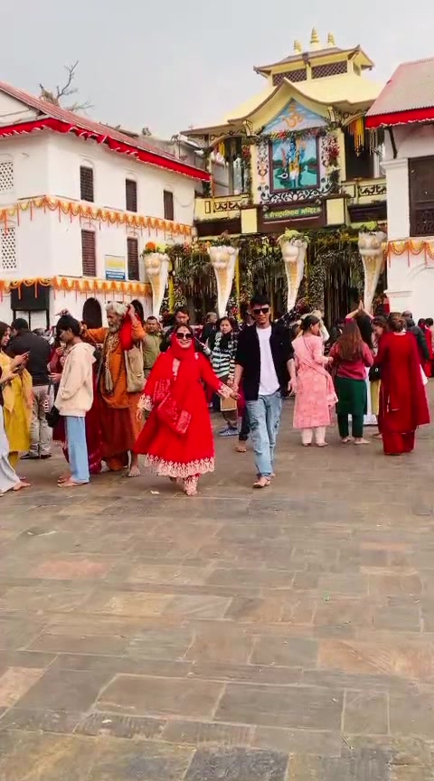 @muna shrestha