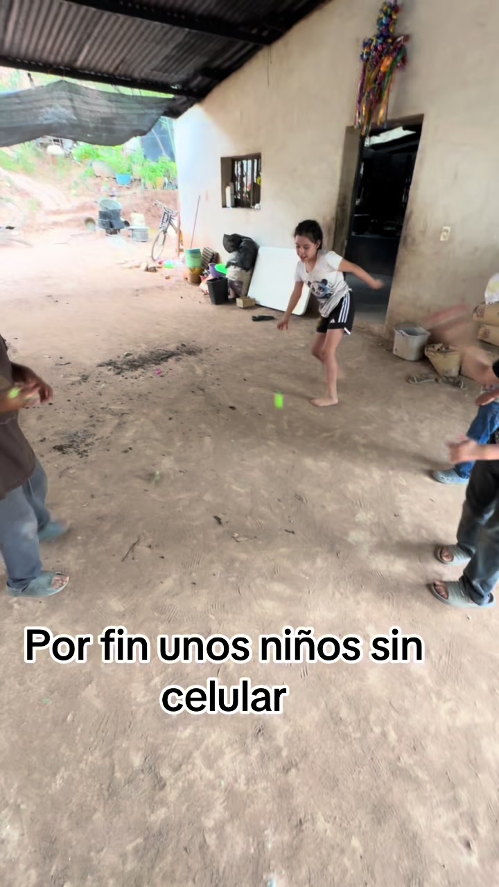 @Ana Bolaños