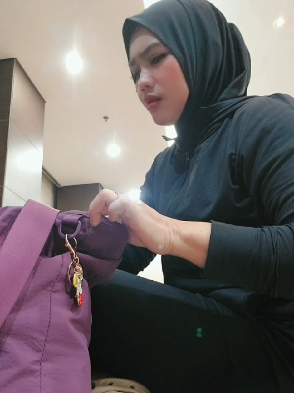 @Irma Adam_rz