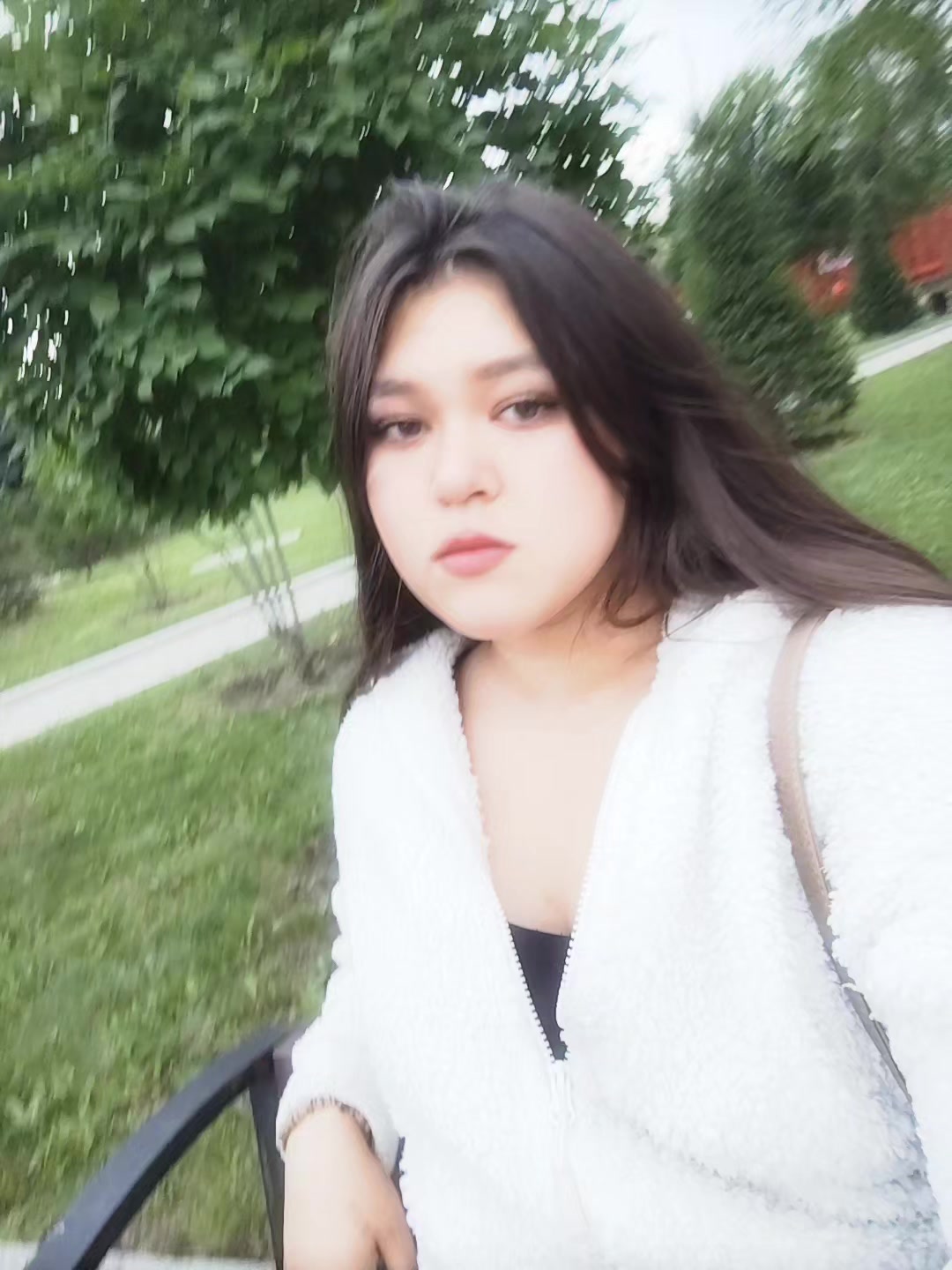 @Lilia Loner