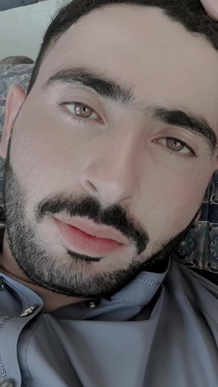 @★彡[ᴍᴜᴋᴇᴇᴍ Baloch]彡★