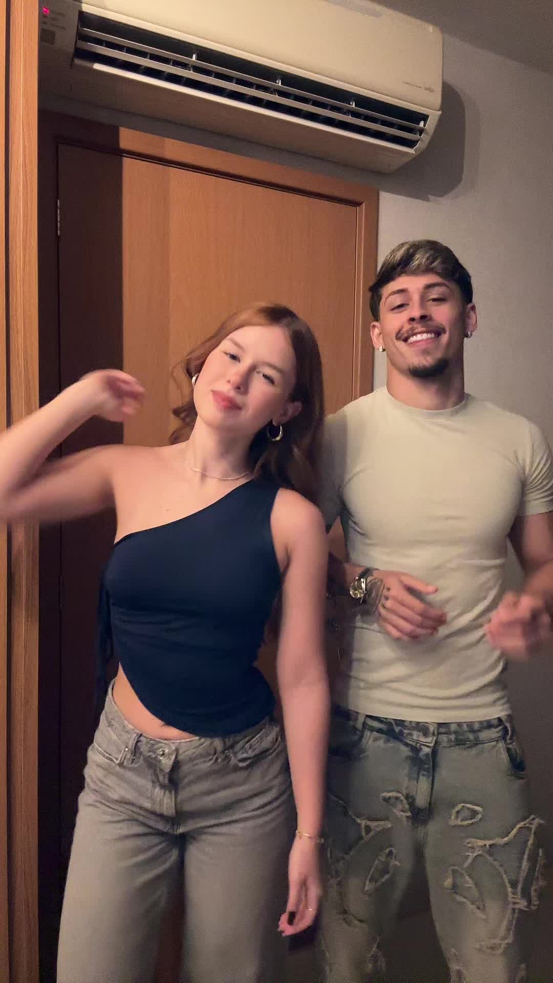 @Alex 🎭