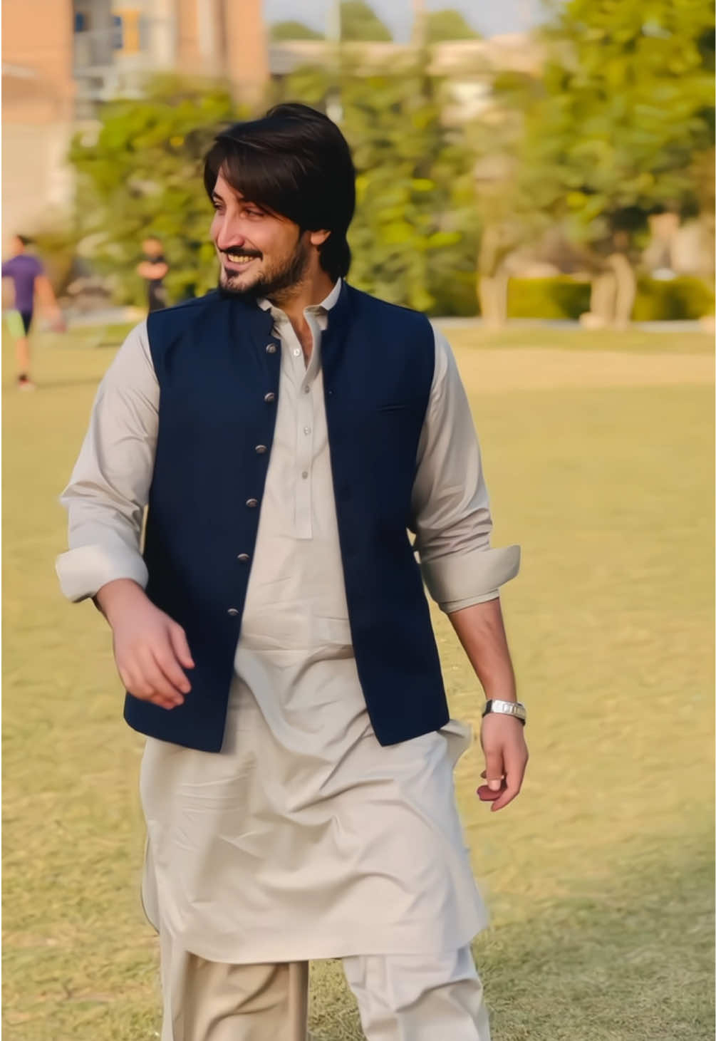 @Qadeer آفریدی