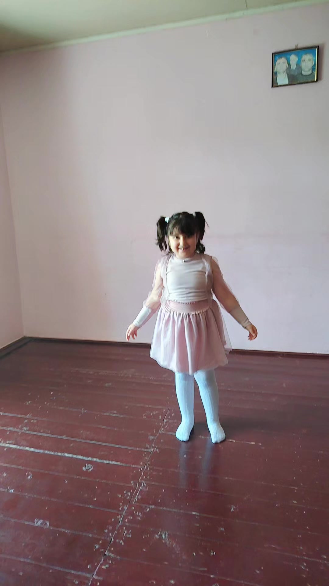 @Yardımlı İnci g&ouml;zəlik salonu