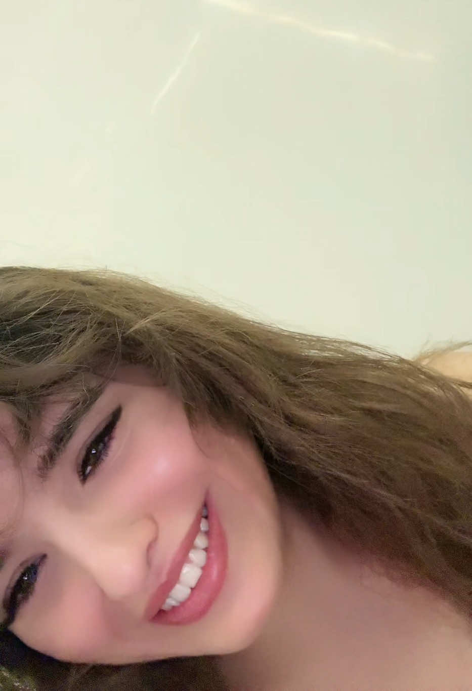 @&Eacute;ly🦂