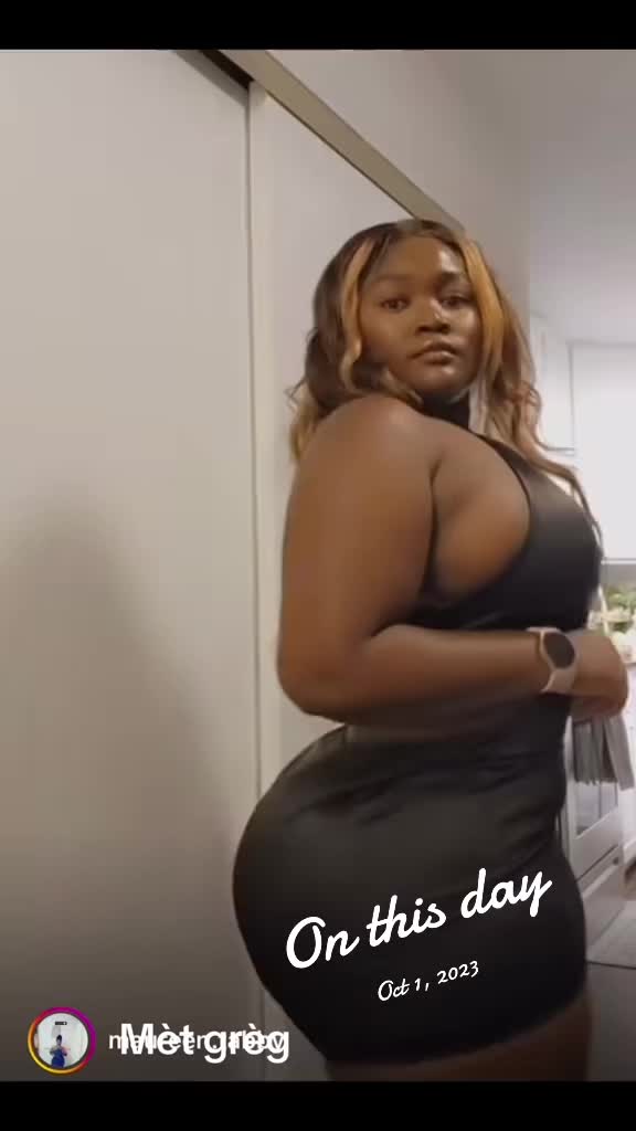 @Beautiful granny 65+