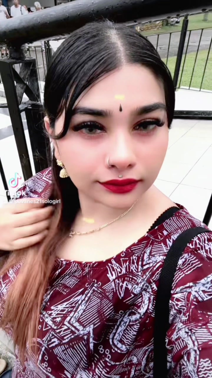 @puvanes21sologirl