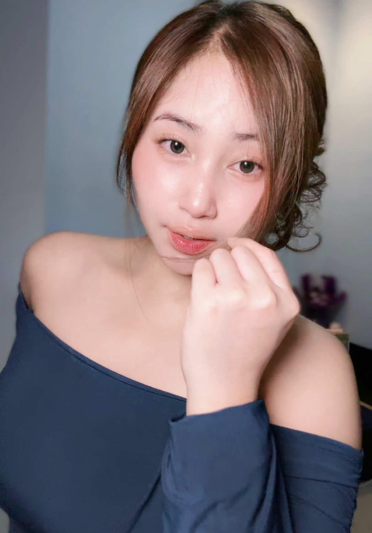 @Ly