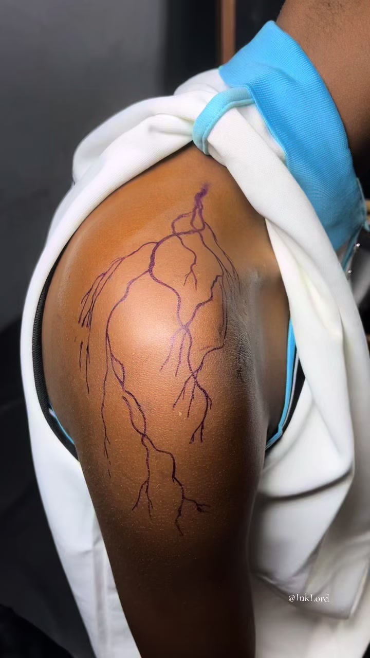 @INK LORD🇺🇬