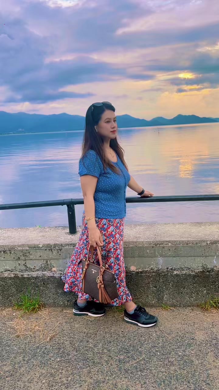 @Kamala khatri0