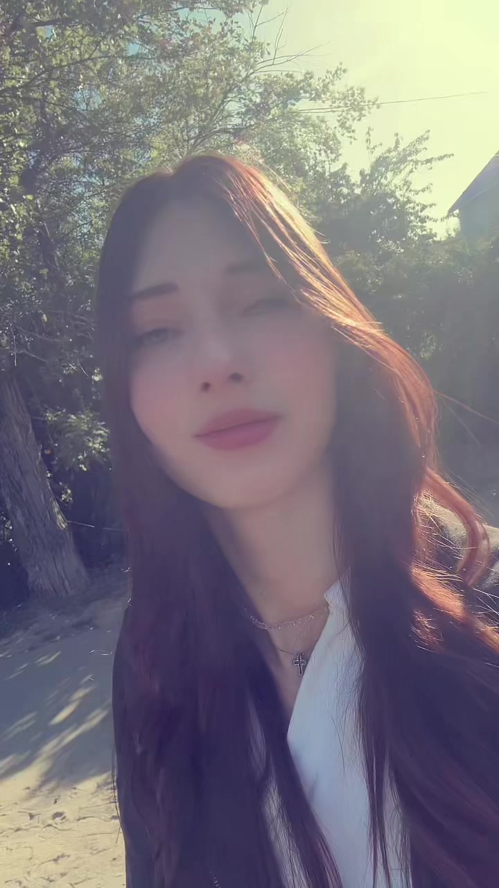 @Lirwwixia