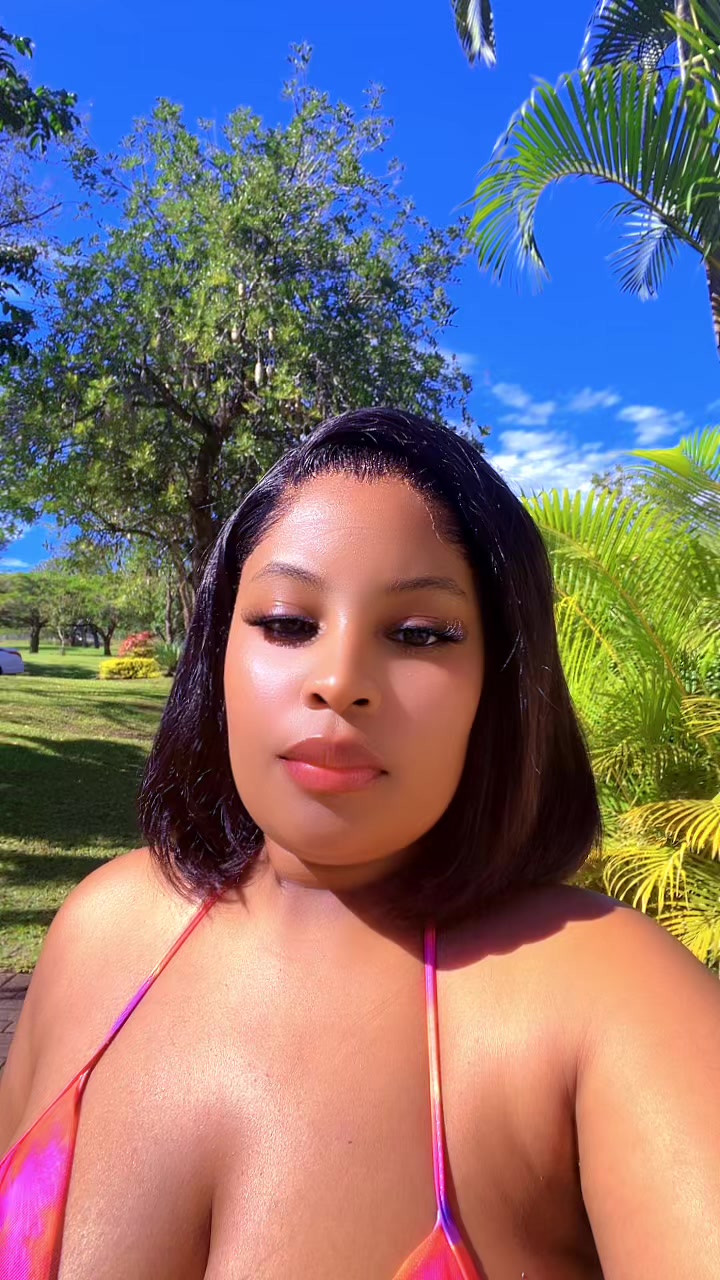 @Nomsanaledi