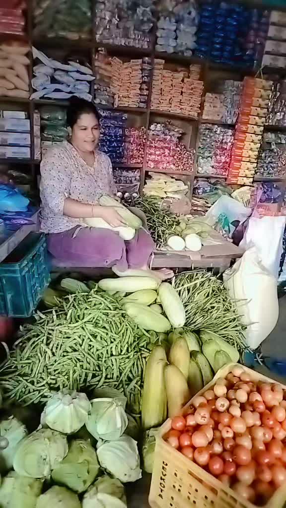 @दाजुभाइ बिनाको चेली🧿