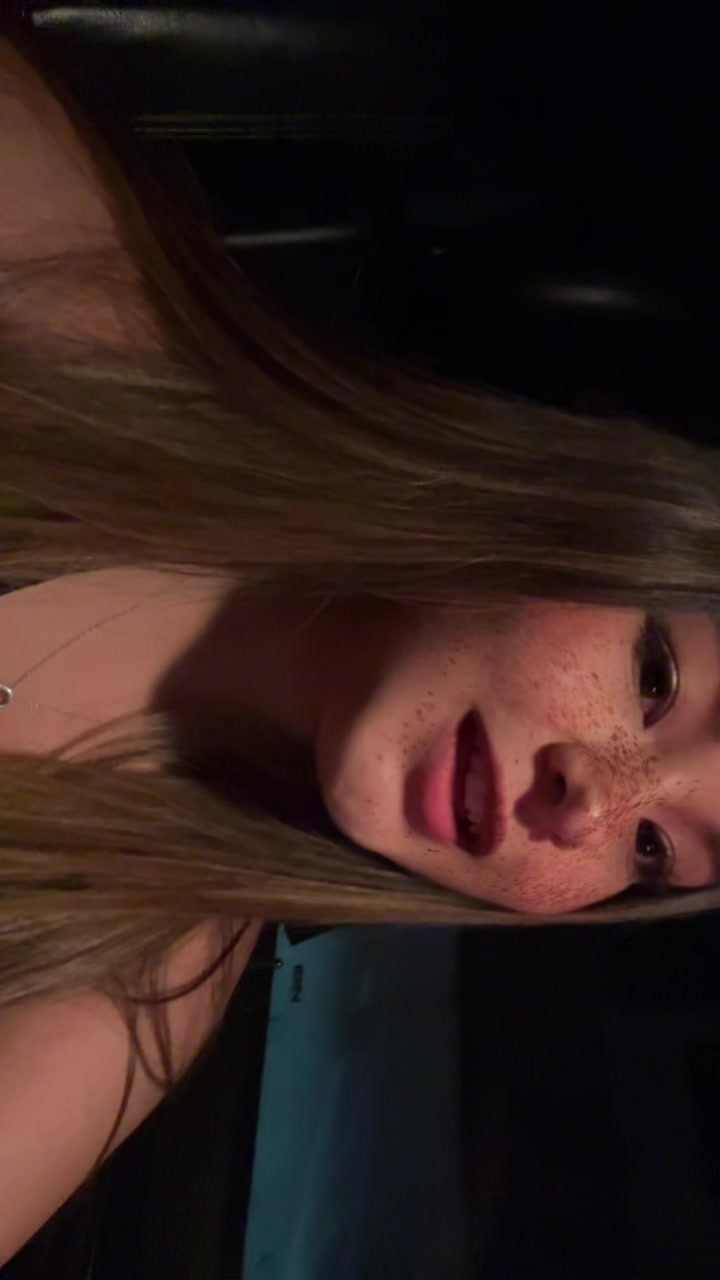 @Valeeee