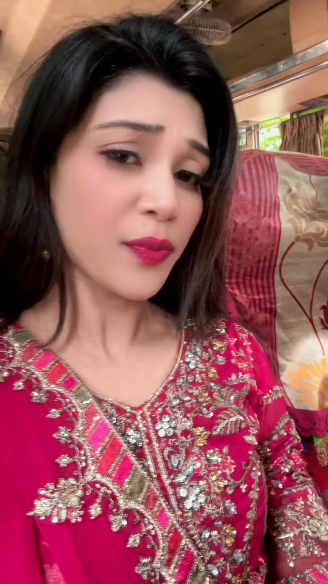 @👩🎓⚖️Arshi +(আরু)⚖️🎓