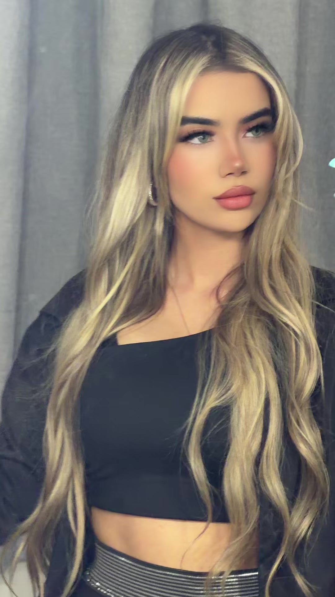 @JEYRAN✨