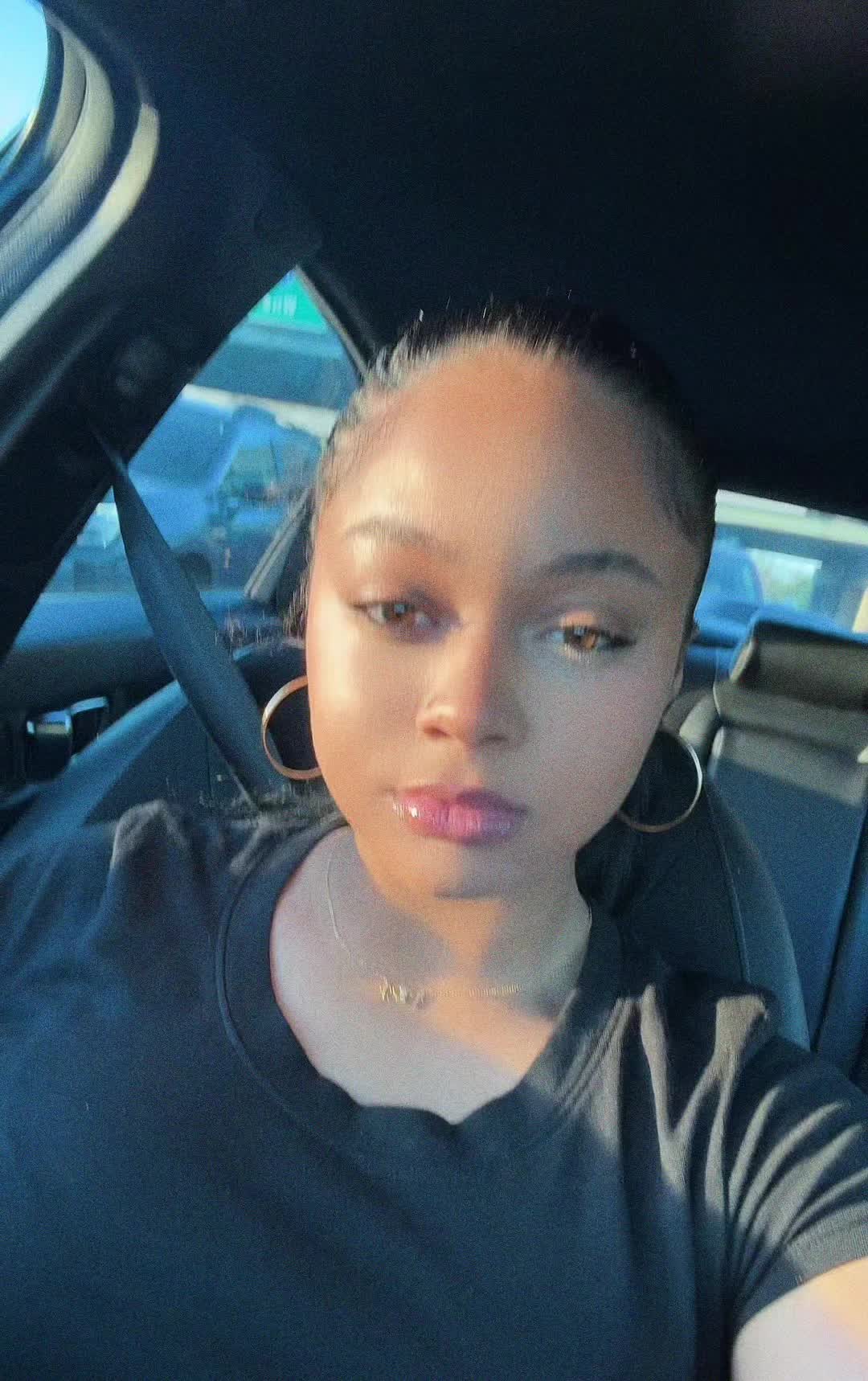 @_Sidnee