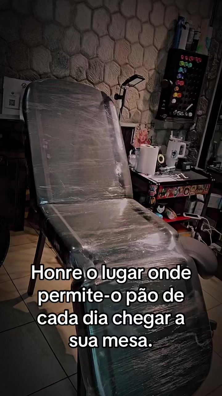 @Vansatirotattooart