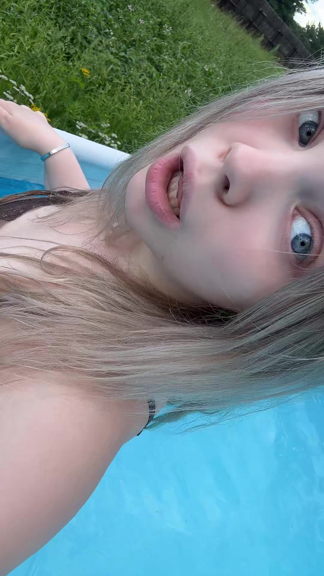 @алисик