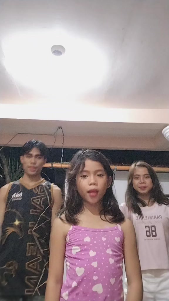 @Alvina and dola