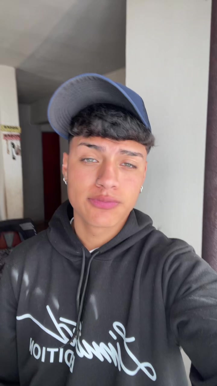 @𝘚𝘢𝘯𝘵𝘪𝘪𝘕𝘵𝘰𝘰