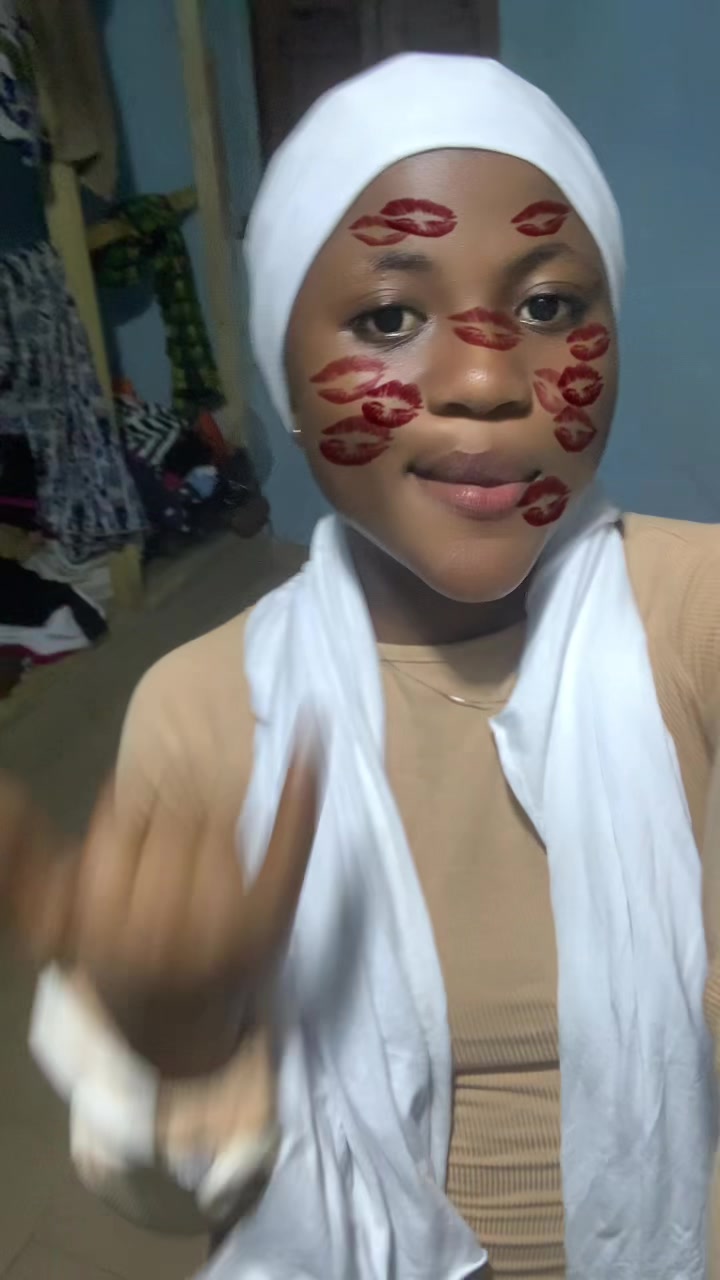 @La petite Adjoba ❤️&zwj;🩹
