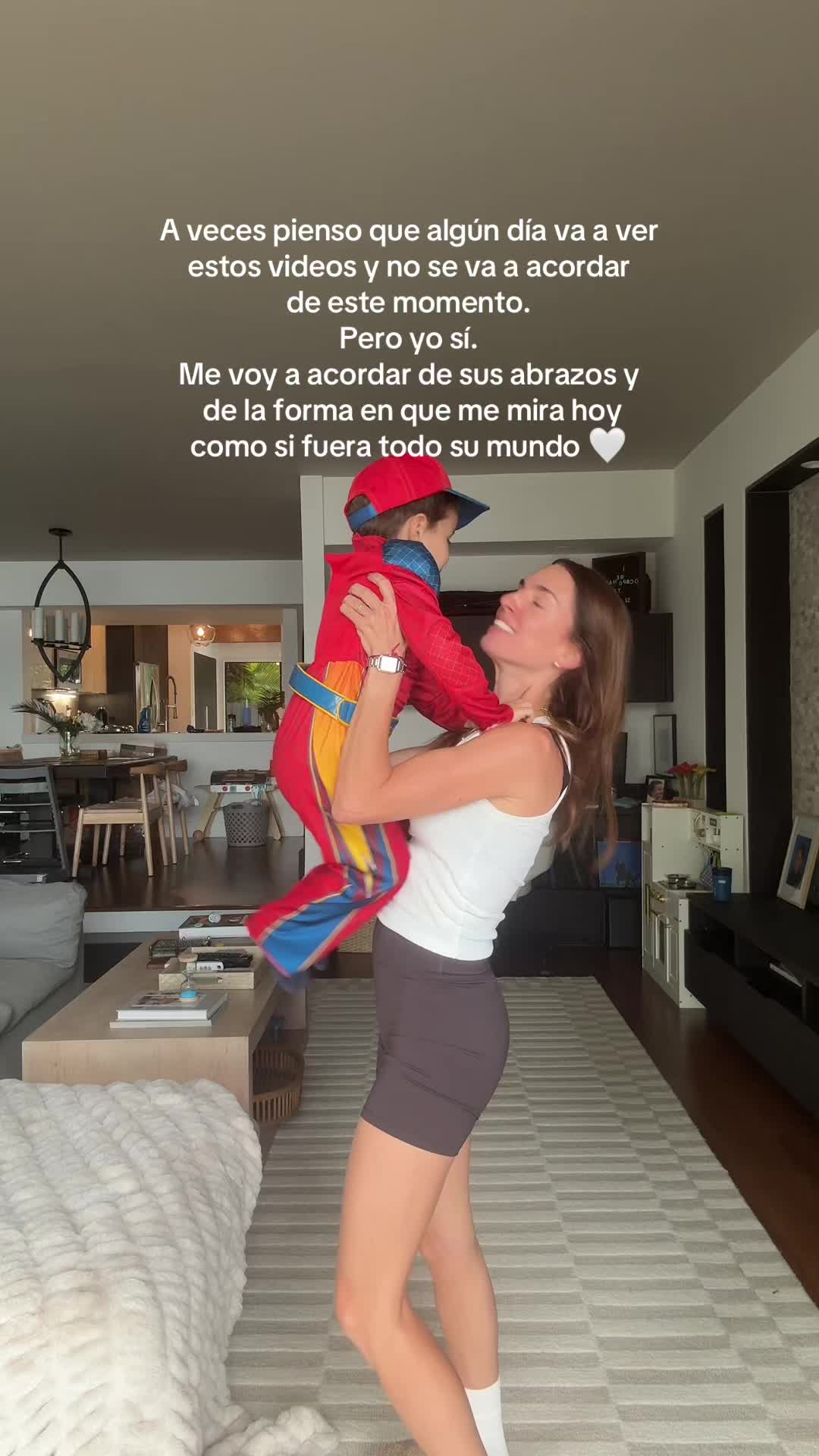 @Rochi | Mom life in Miami