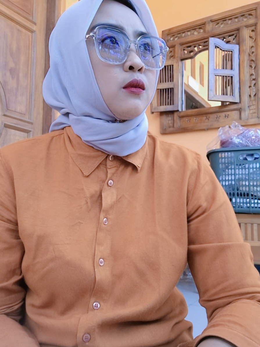 @Sofybintang