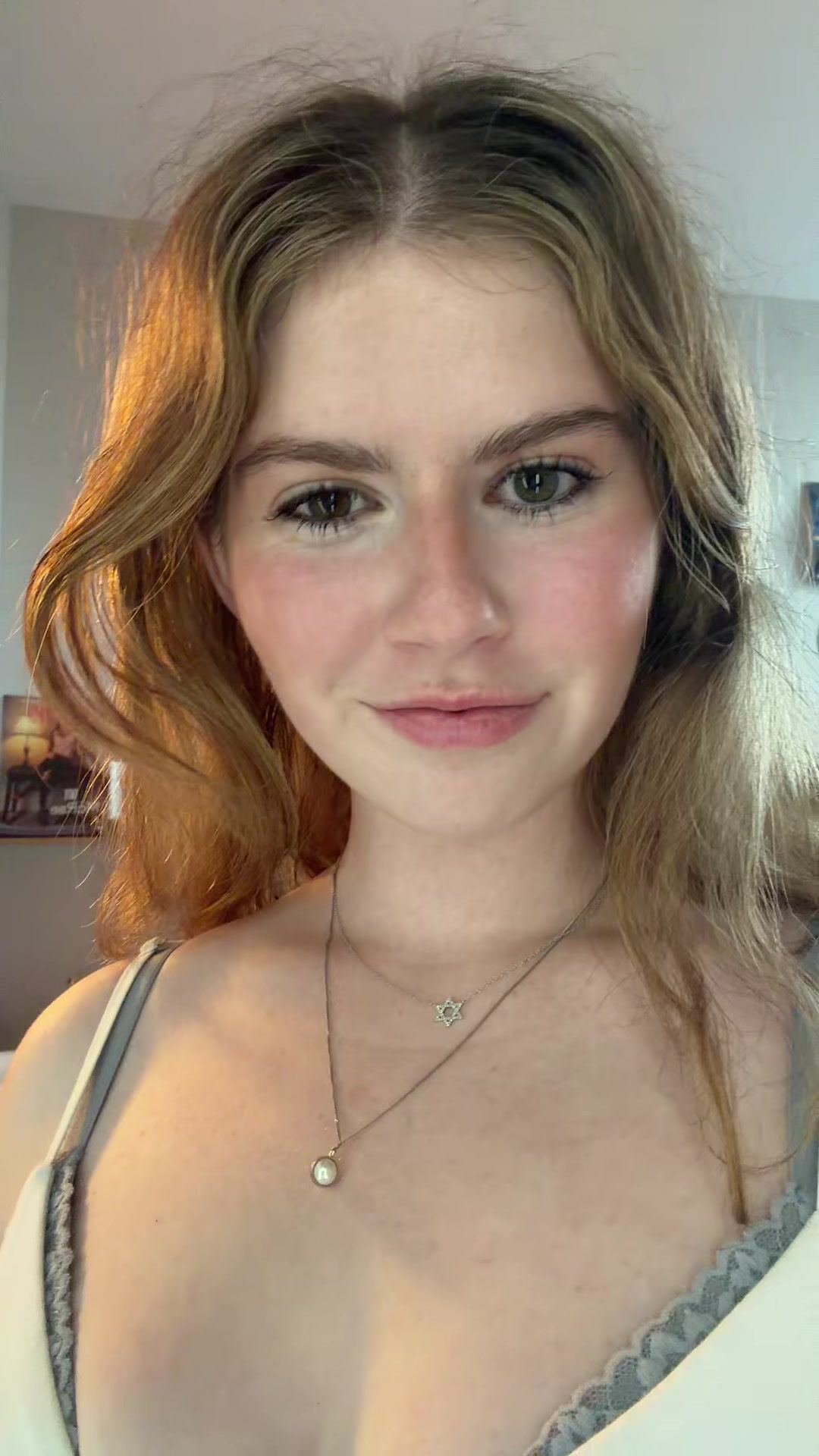 @️