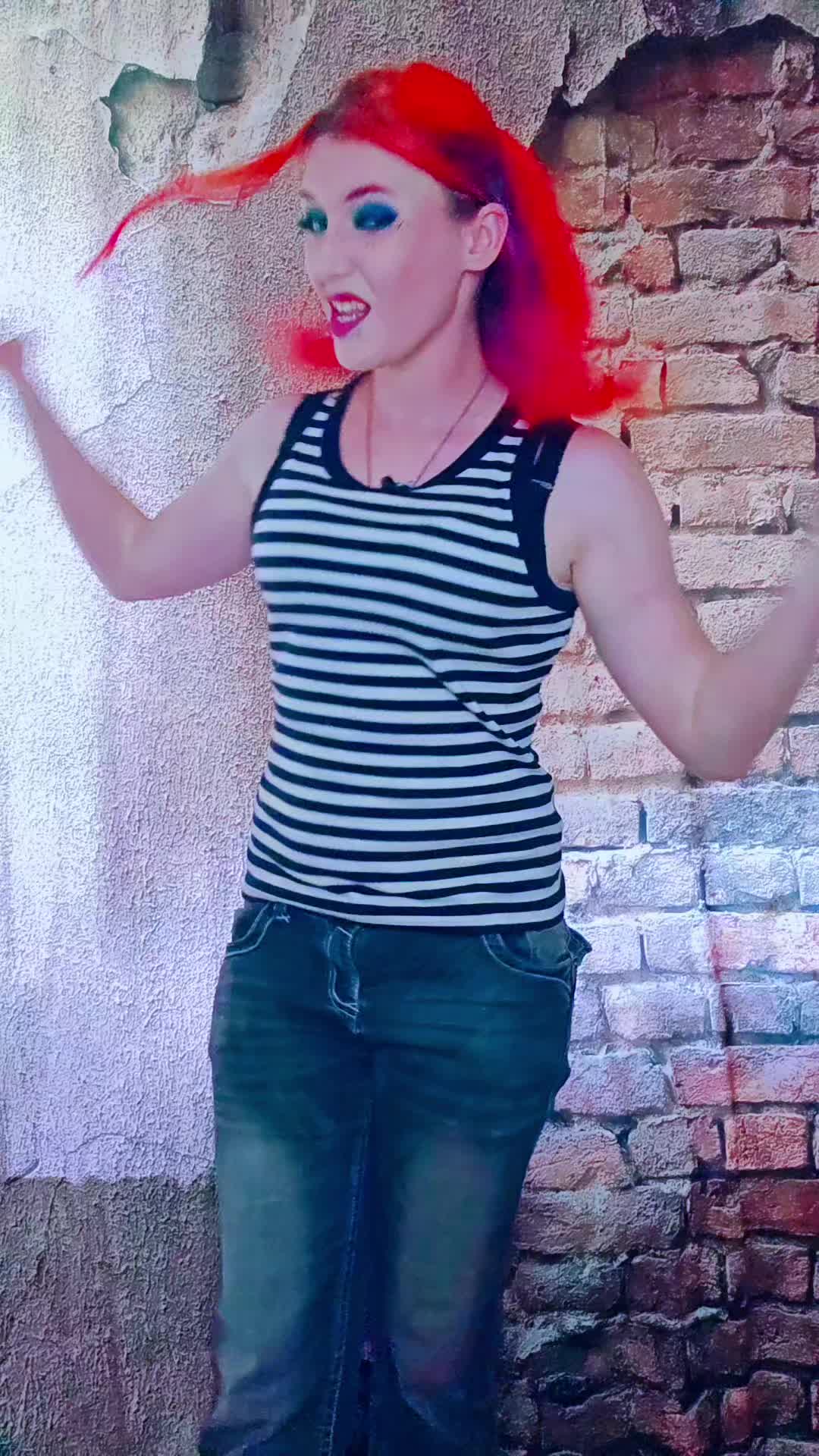 @NeoQueenRen