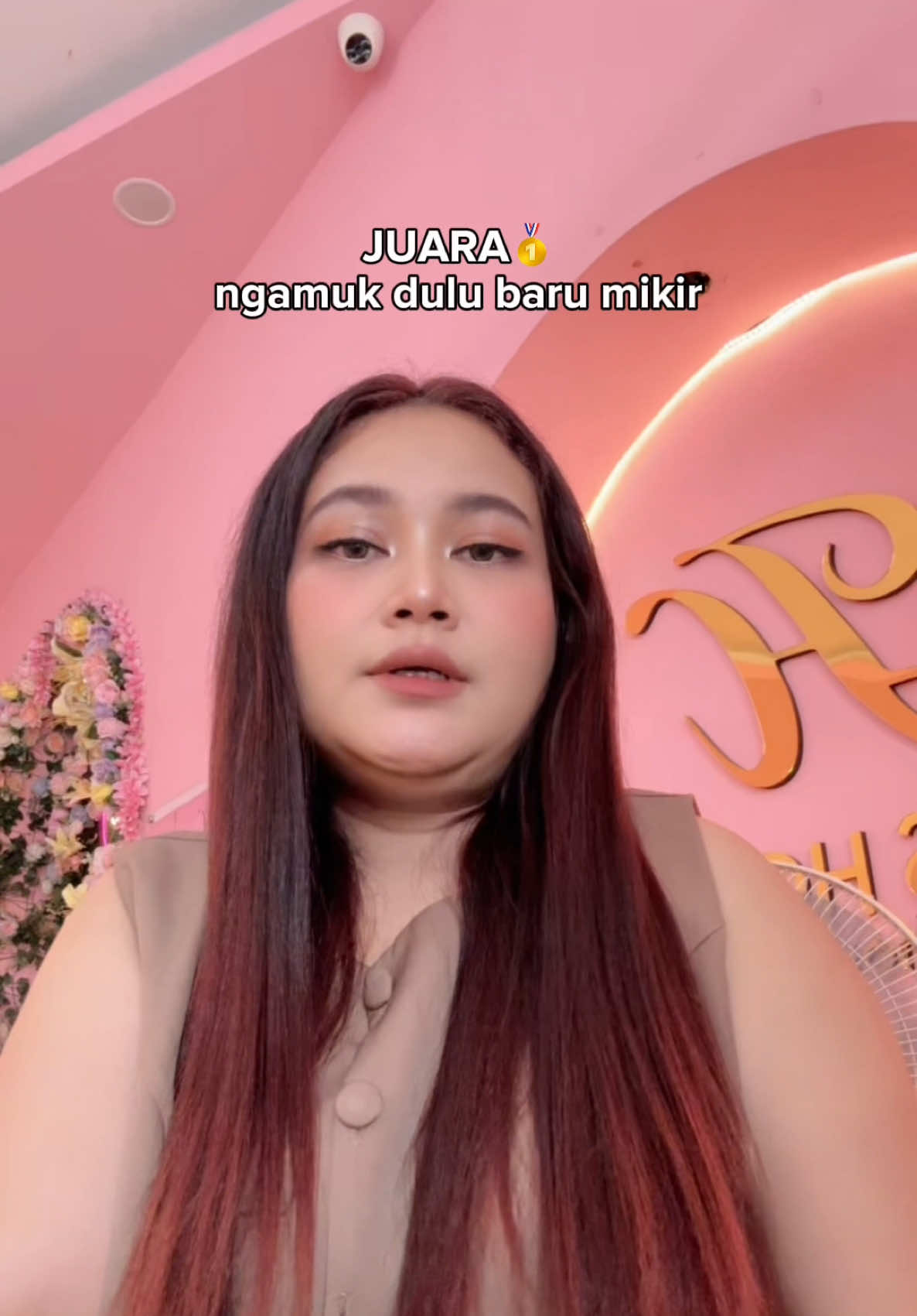 @hai, aku semut!
