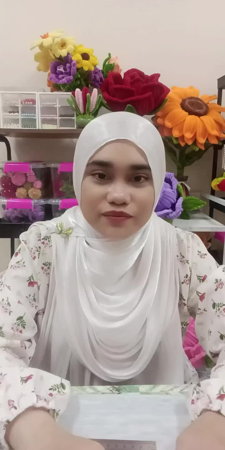 @Ayu ShafeezA🌷