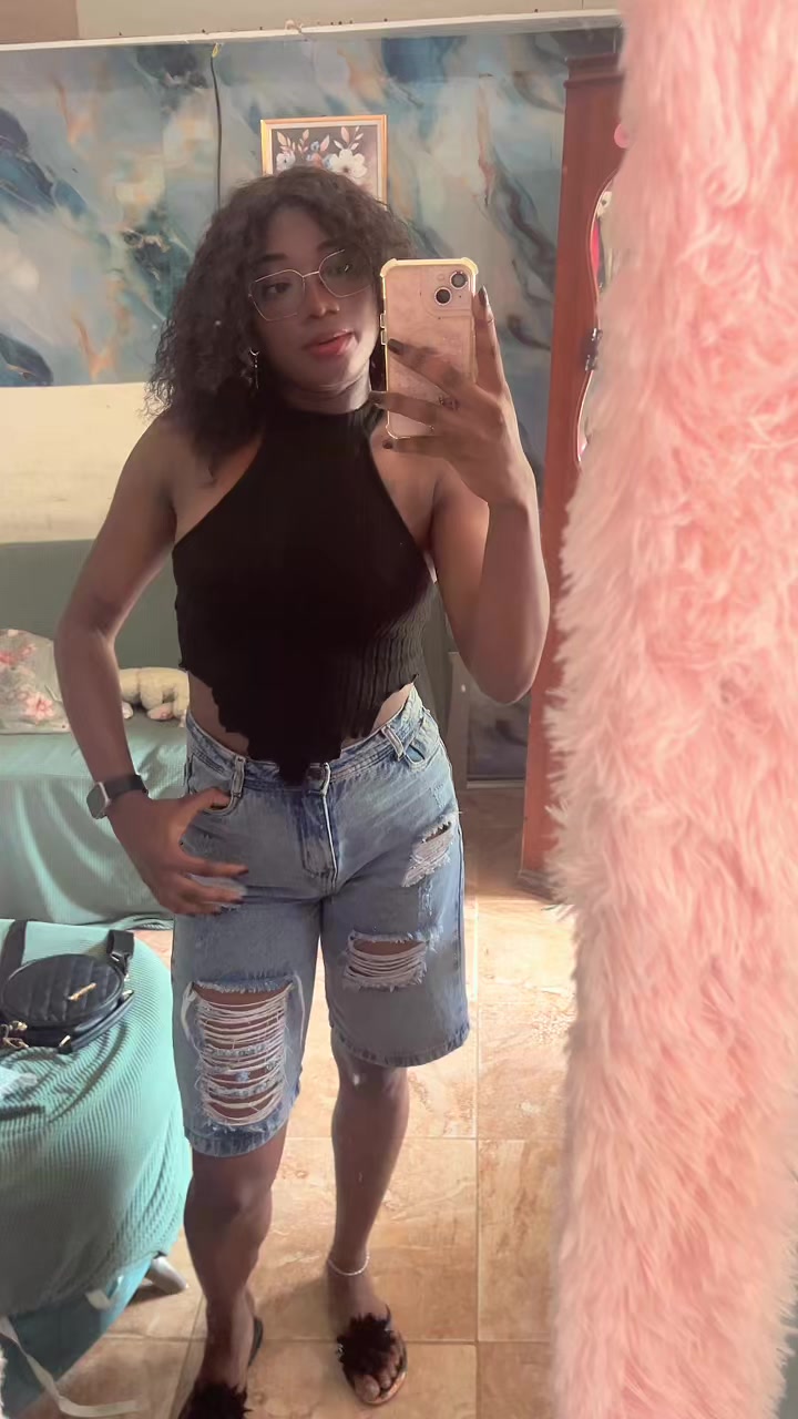@️