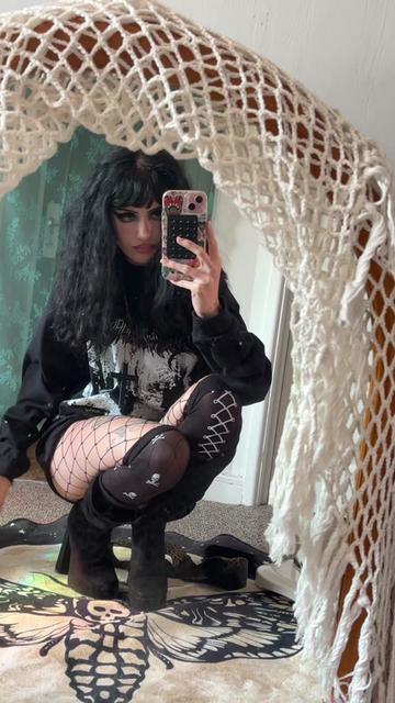 @Hallie._.alchemy