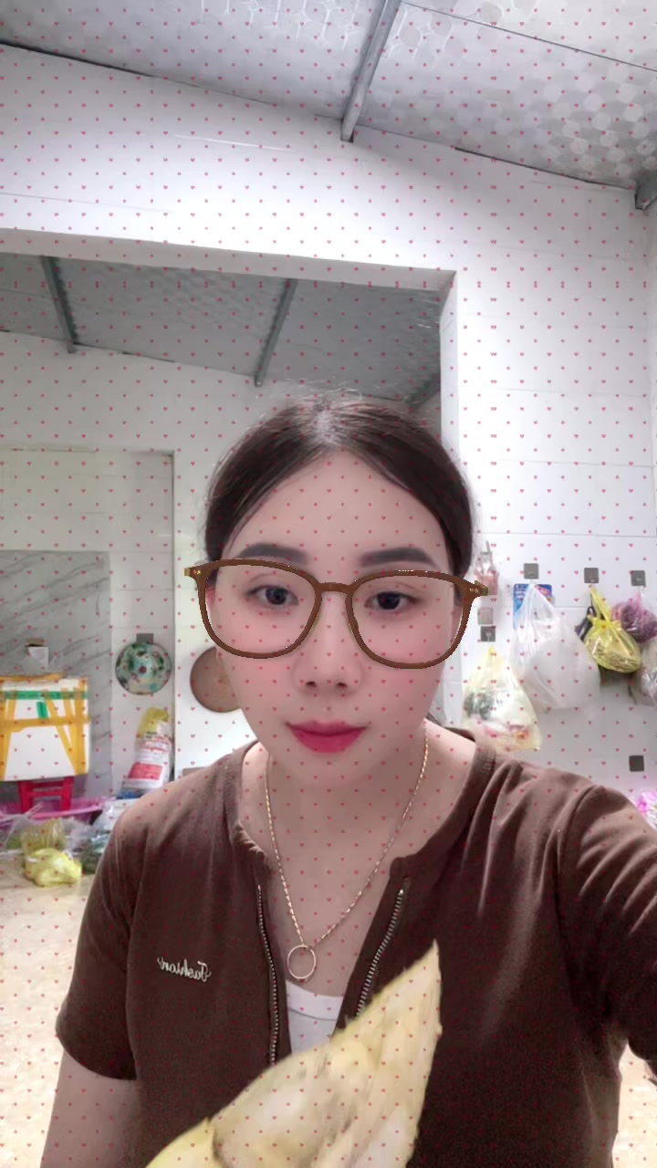 @阮氏娥37(Nghệ an)🇻🇳🇹🇼