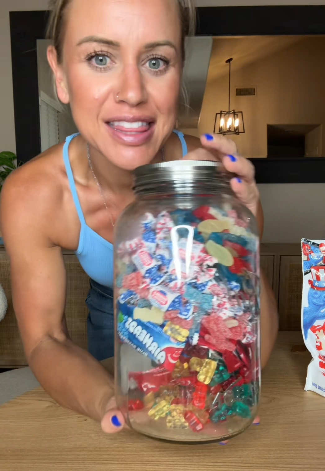 @JanelleRohner