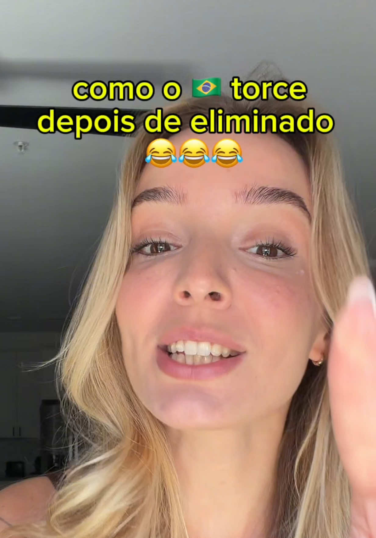 @Bri F - Meiobrasileira