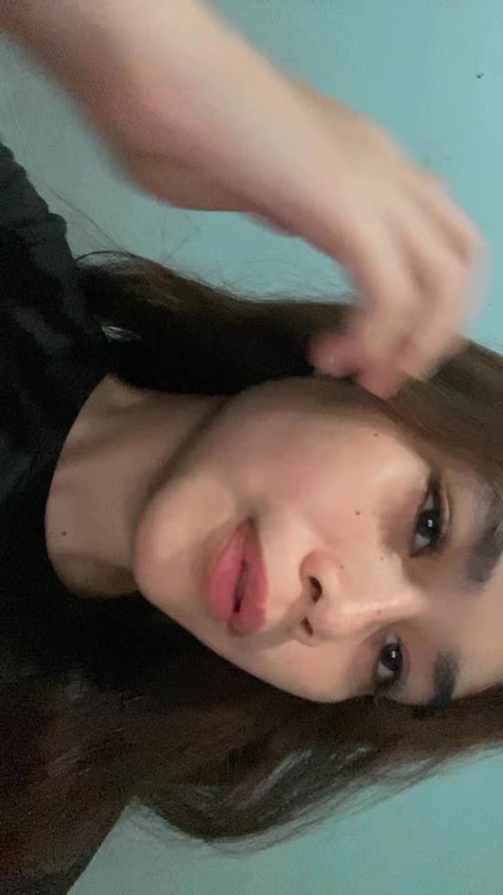 @vividxz_