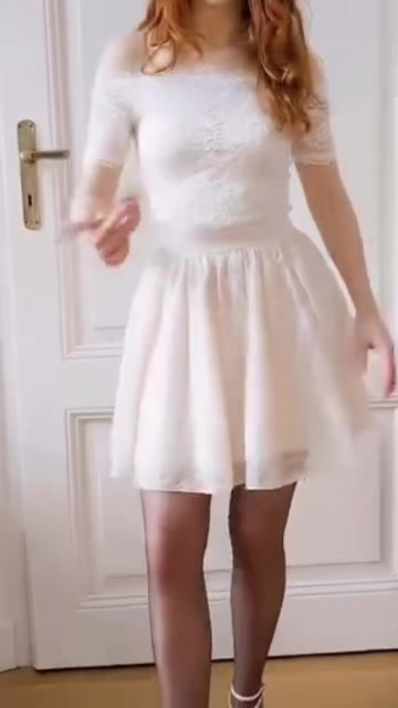 @👩&zwj;🦰
