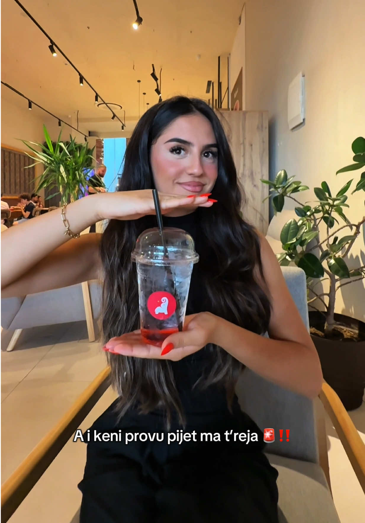 @taisweets
