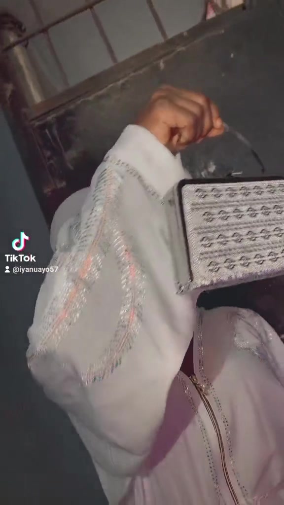 @Iyanuoluwa