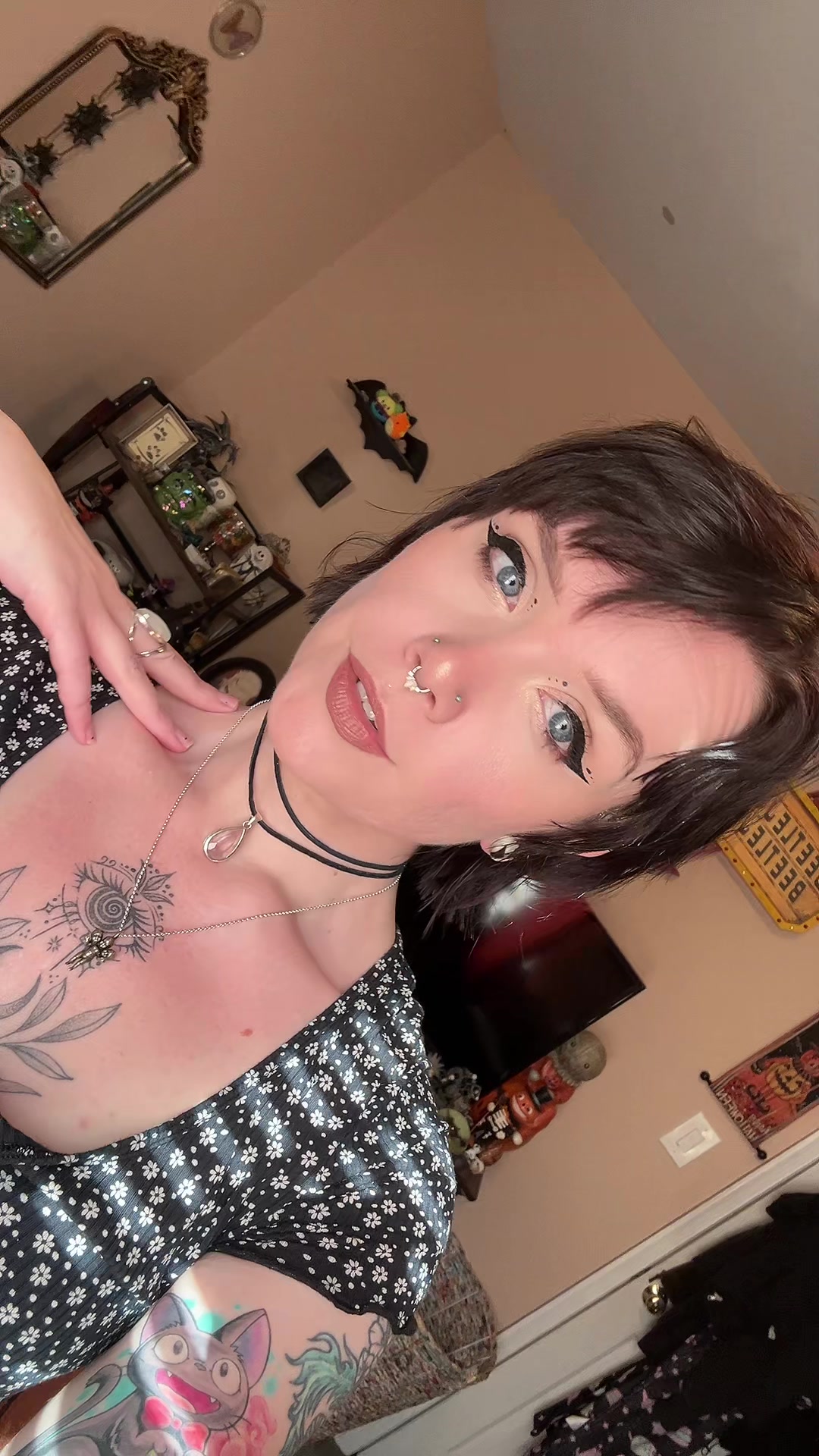 @Honeybat🍯🦇