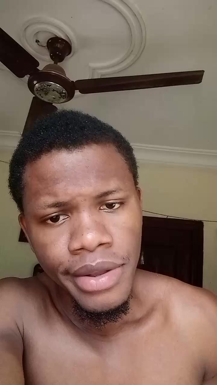 @king🤴of expression 🥰