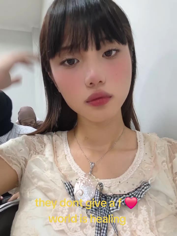 @Marine 。。꒰ ´・~・꒱੭՞՞