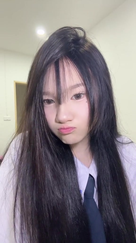 @แอลลี่